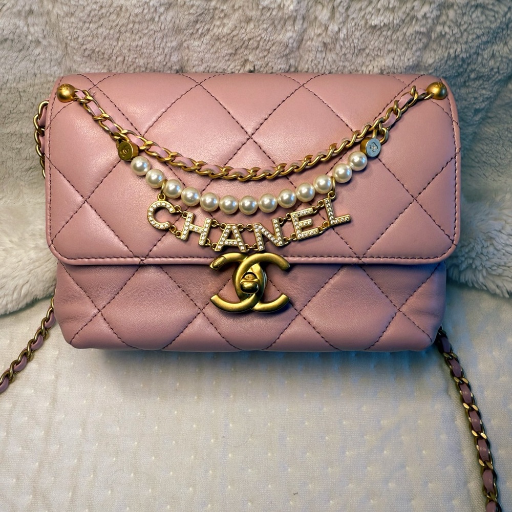 Chanel Pink Lambskin bag with Crystals and Pearls